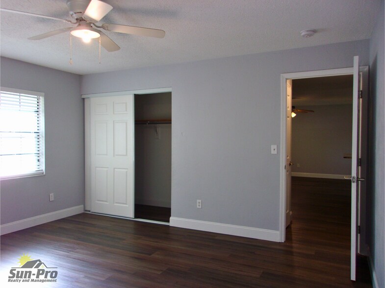 Building Photo - 323 Cavanah Dr