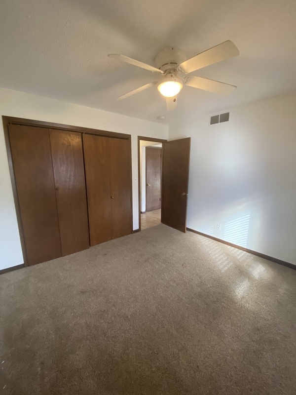 Building Photo - 319 Opal Cir