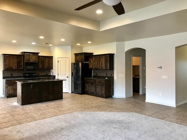 Building Photo - **Beautiful Little Valley Home**