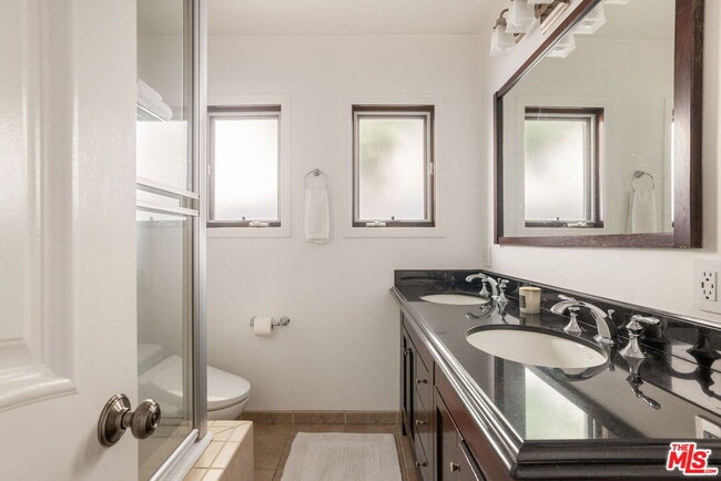 Building Photo - 360 Canon Dr