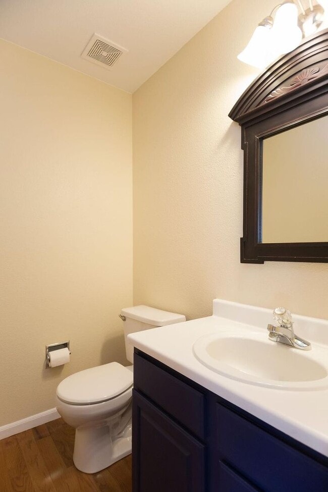 Building Photo - Home backing to foothills