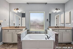 Building Photo - 219 Woods of Boerne Blvd