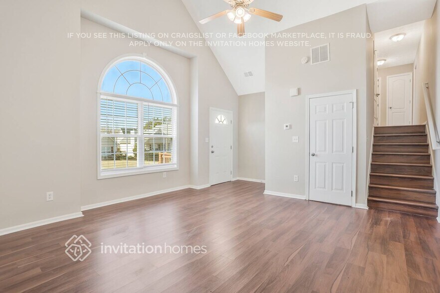 Building Photo - 170 St Ann Cir