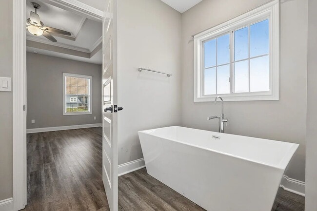 Building Photo - 1082 Wittys Way