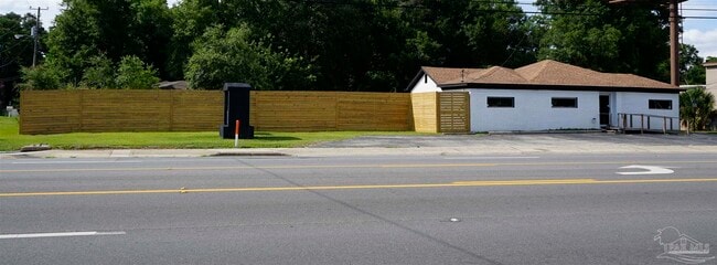 Building Photo - 3480 Barrancas Ave