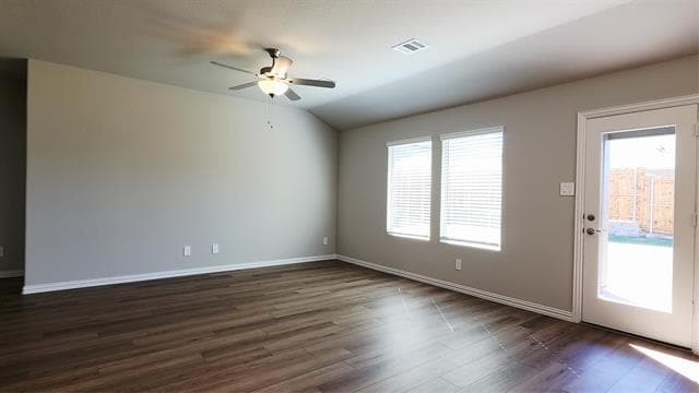 Building Photo - 417 Stagg St