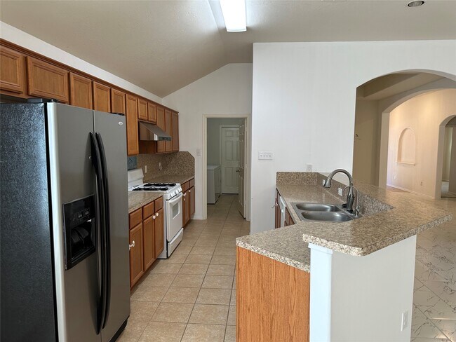 Building Photo - 22206 Oceanic Dr