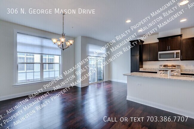 Building Photo - 306 N George Mason Dr