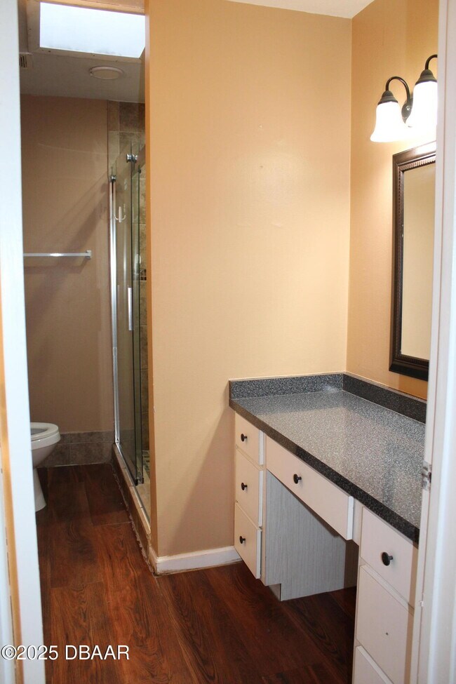 Building Photo - 903 W Millard Ct