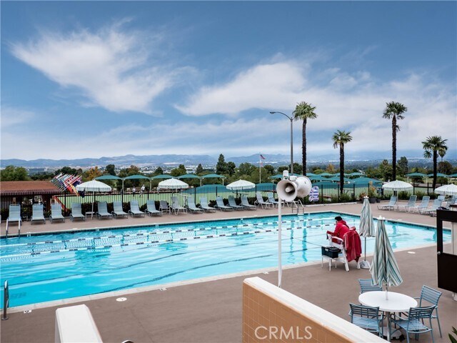 Building Photo - 2404 Via Mariposa W