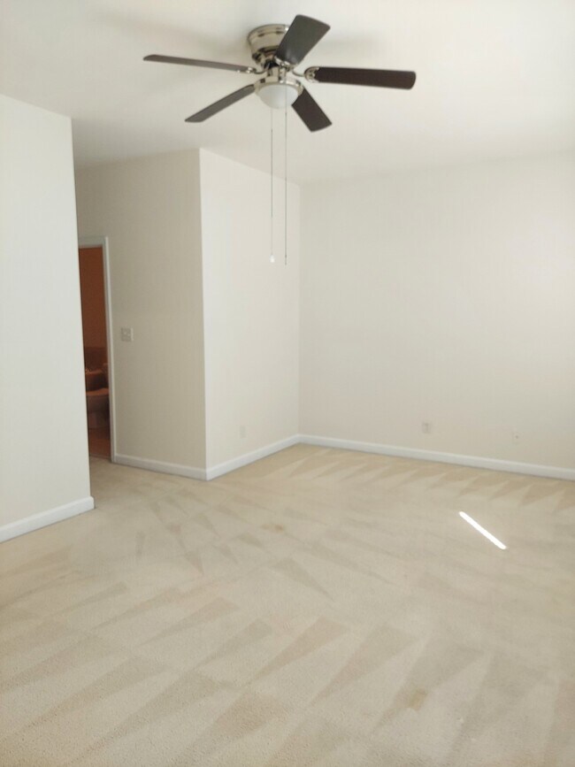 Building Photo - 2009 Baltic Ave