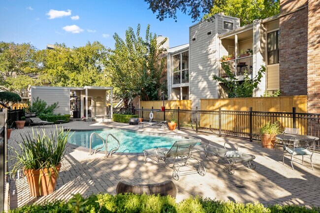 Building Photo - 2001 Bering Dr