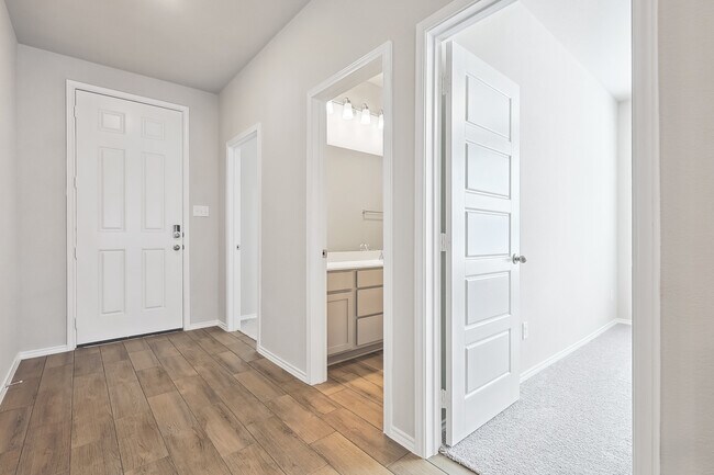 Building Photo - 5941 Revere Dr