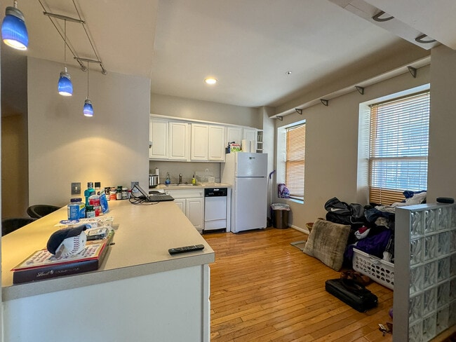 Building Photo - 1415 Chapin St NW