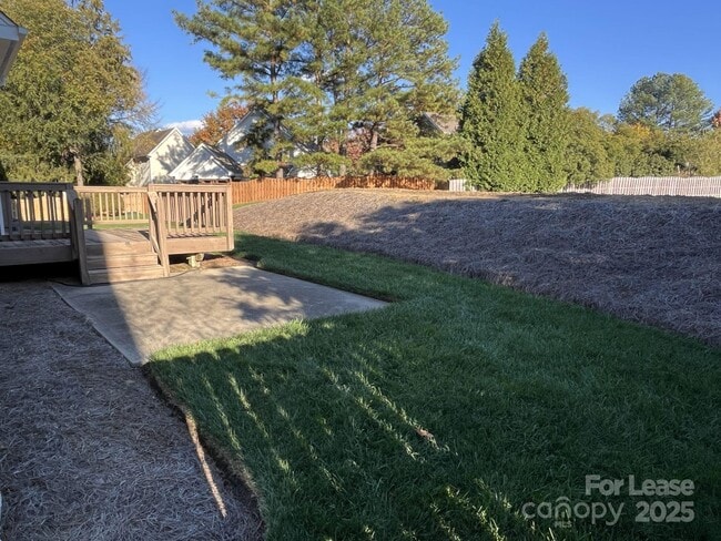 Building Photo - 3044 Parker Green Trail