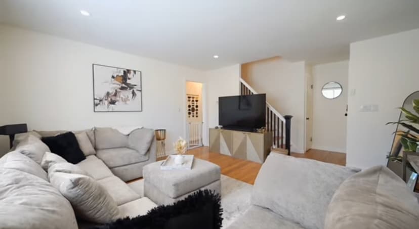 Building Photo - 611 Frost Rd