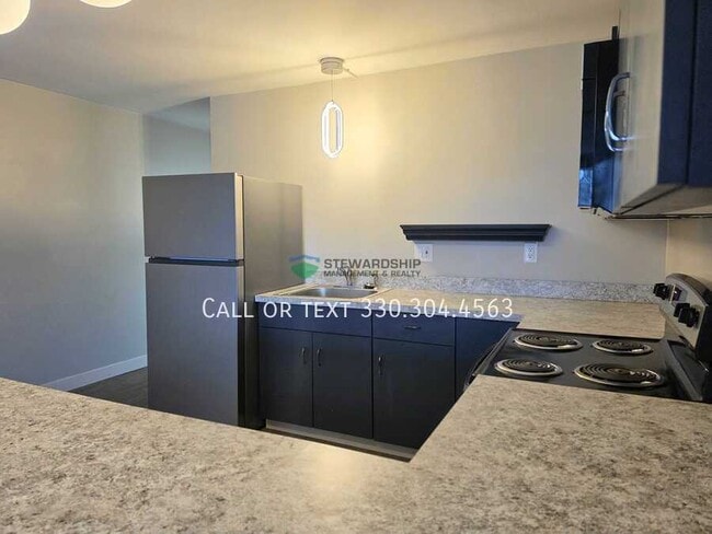 Building Photo - 2331 E Market St