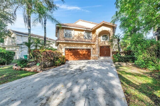 Building Photo - 5911 NW 59th Ave