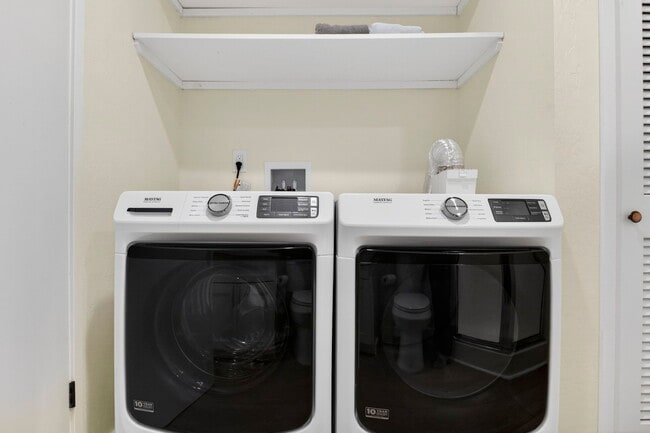 Building Photo - 47-221-221 Hui Akikiki Pl