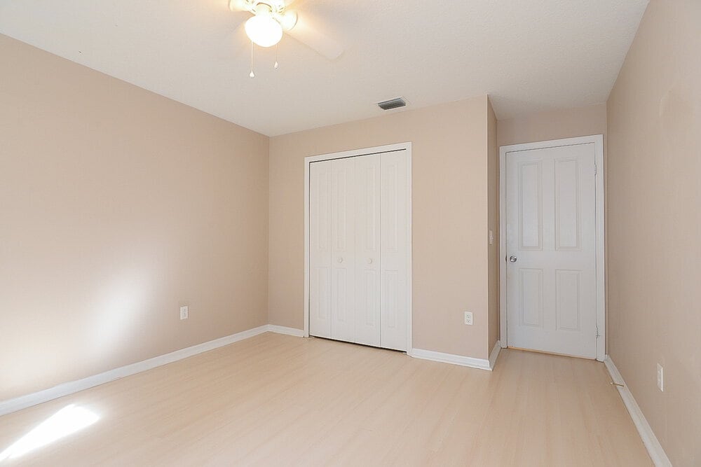 Building Photo - 28434 Meadowrush Way