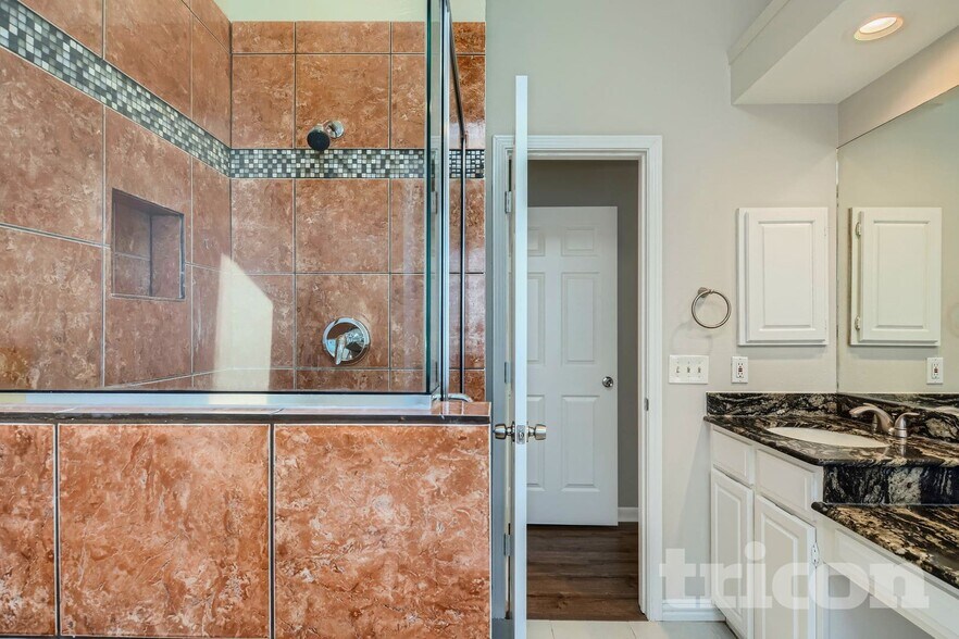 Building Photo - 2528 Widgeon Way
