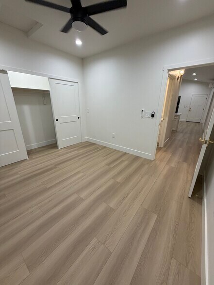 Building Photo - 746 7th Ave