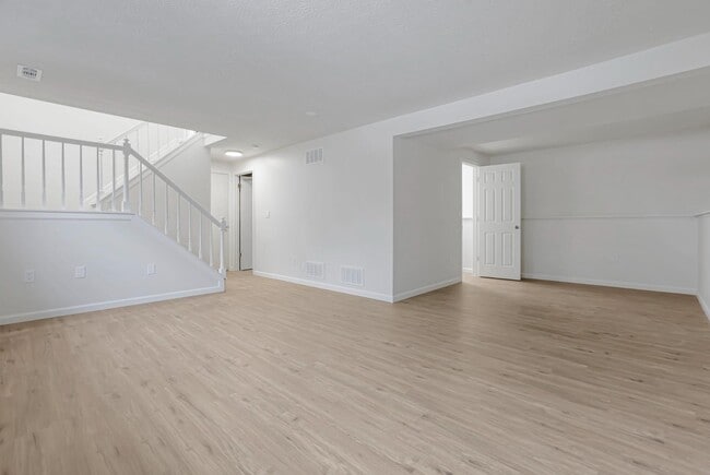 Building Photo - 8408 Covered Wagon Ct