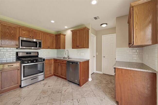 Building Photo - 19710 Twin Canyon Ct