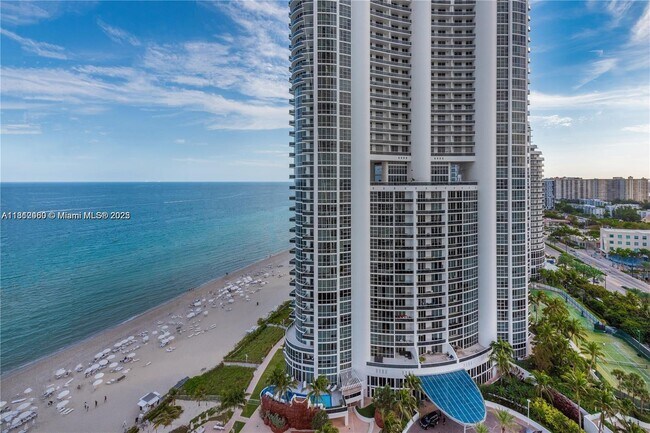 Building Photo - 18201 Collins Ave