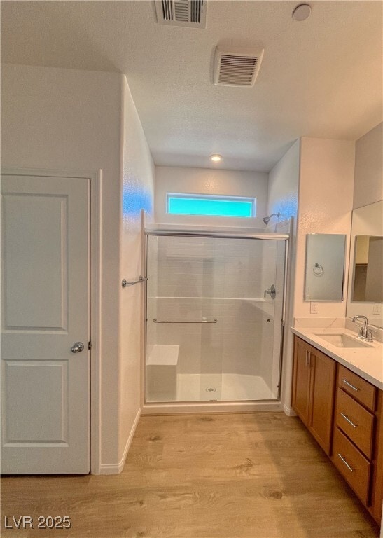 Building Photo - 8683 Luxuriant Ave