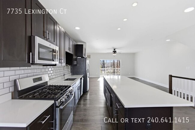 Building Photo - 7735 Lexington Ct