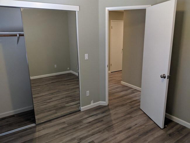 Building Photo - 5443 Andromeda Cir