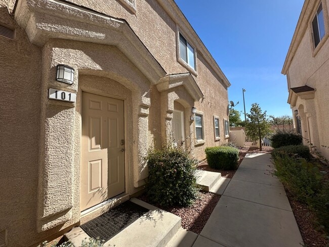 Building Photo - First Light At Arlington Ranch