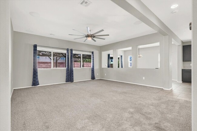 Building Photo - 6732 Journey Hills Ct