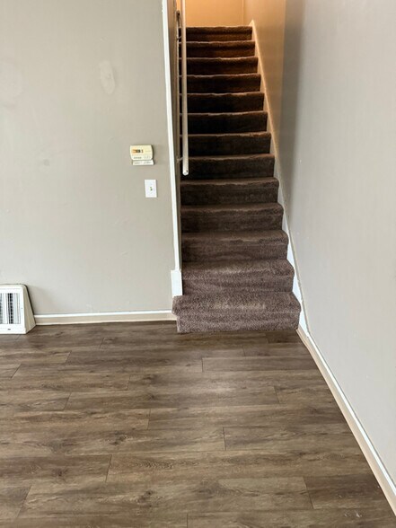 Building Photo - 1314 Perkins Ave