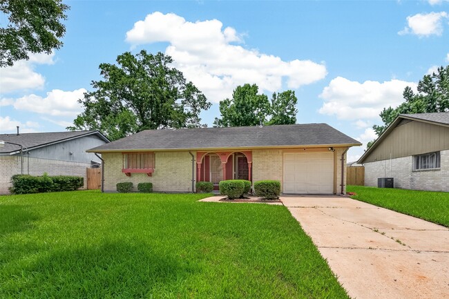 Building Photo - 5206 Olana Dr