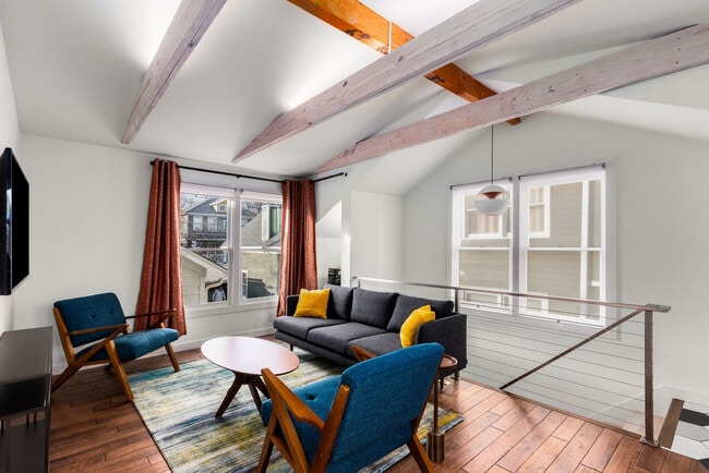 Building Photo - 69 Randolph St NE