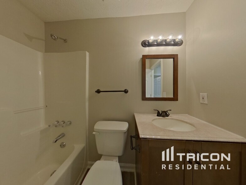 Building Photo - 730 Flintlock Dr