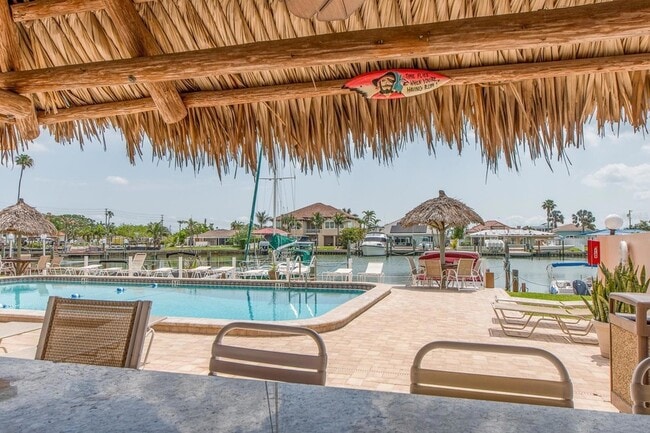 Building Photo - 51 Island Way