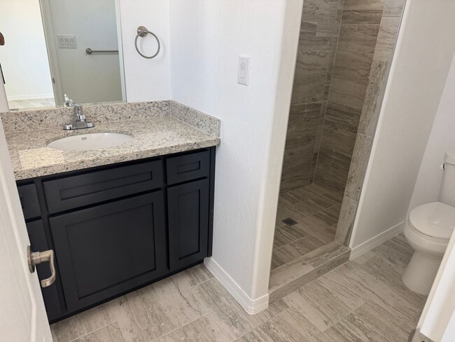 Building Photo - Brand New 3 bedroom home with 2 car garage...