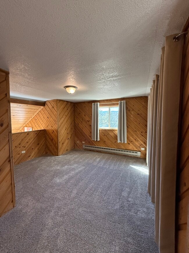 Building Photo - 11 Sun Way