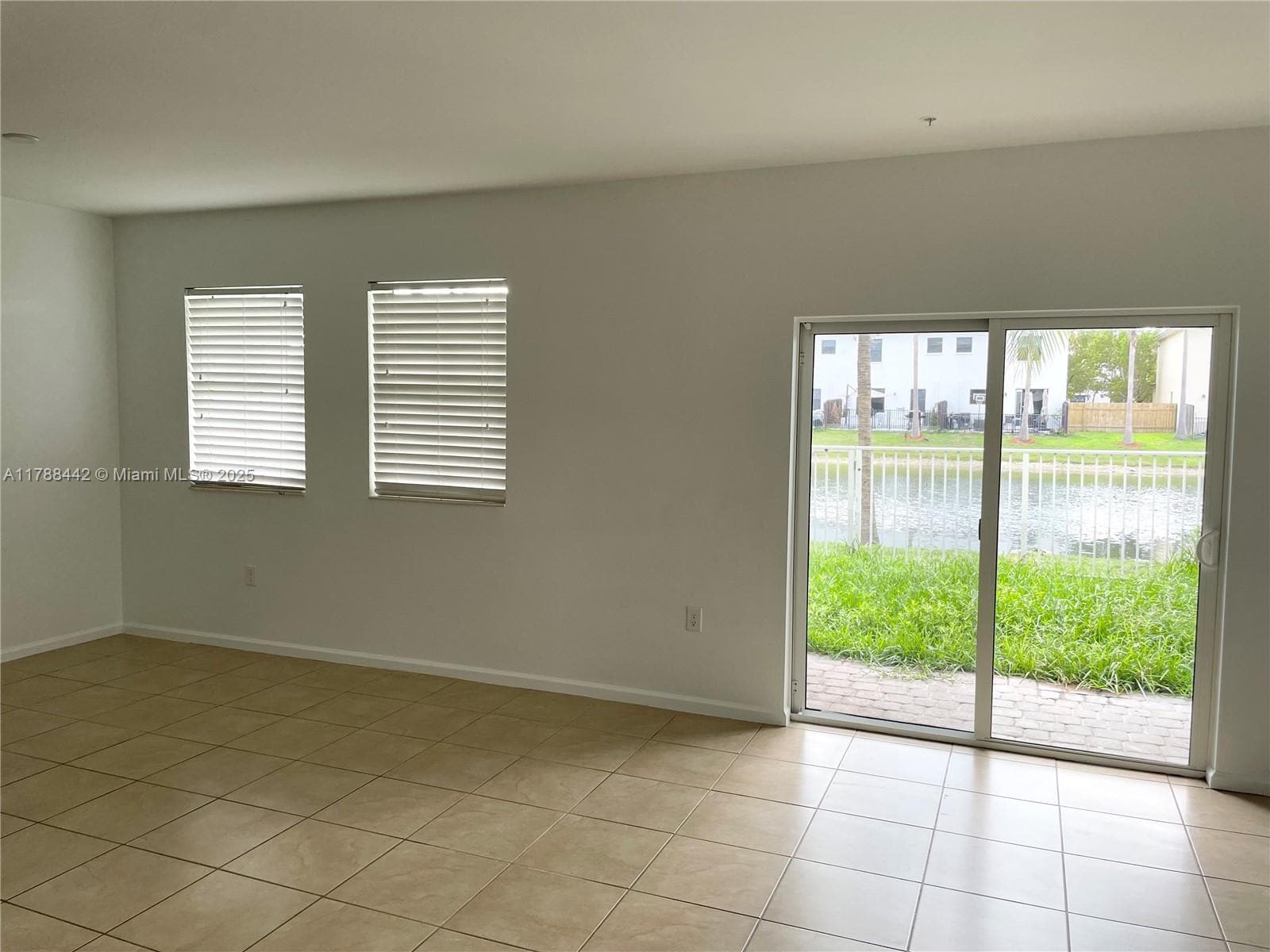 Building Photo - 8850 NW 97th Ave