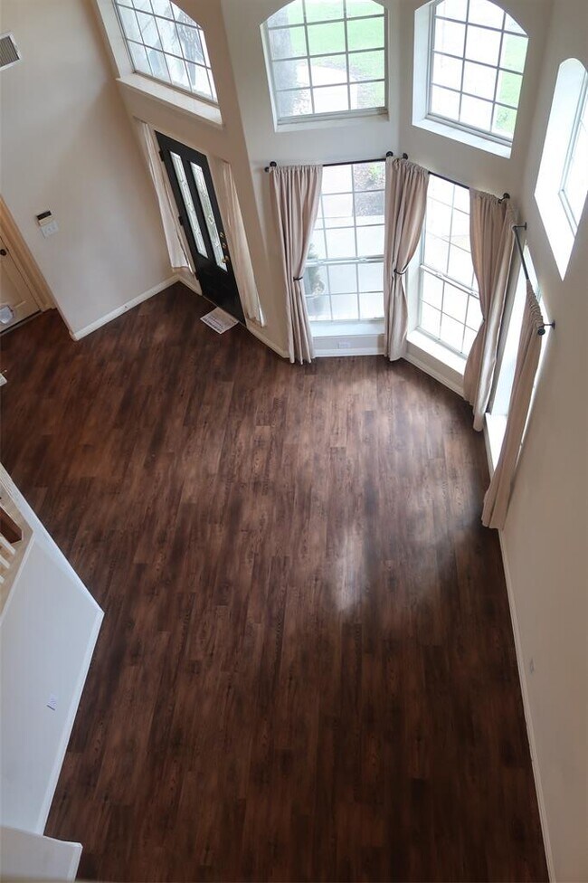 Building Photo - 2915 Briona Wood Ln