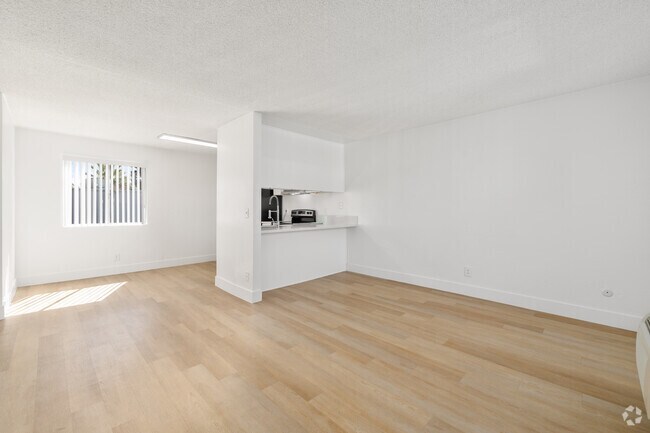 1BR, 1BA - 560SF - Living Room - Terre at 1037 Peach