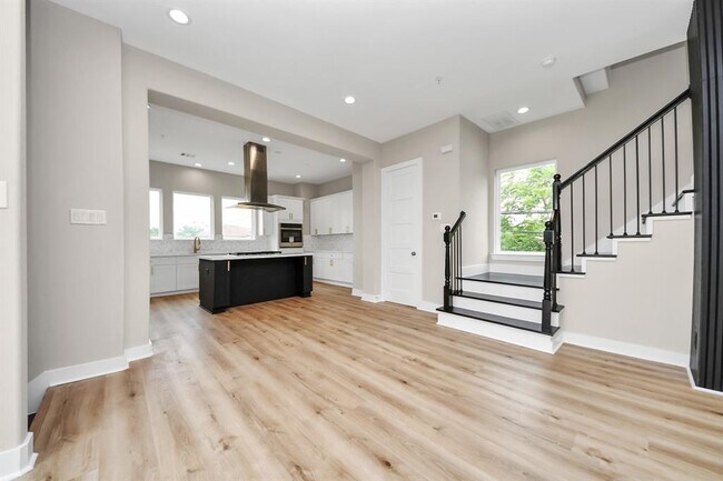 Building Photo - 3913 Griggs Rd