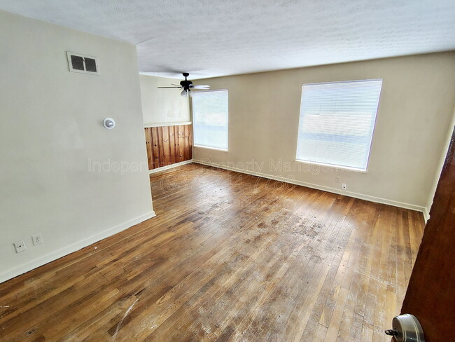 Building Photo - 4278 Catalpa Dr.