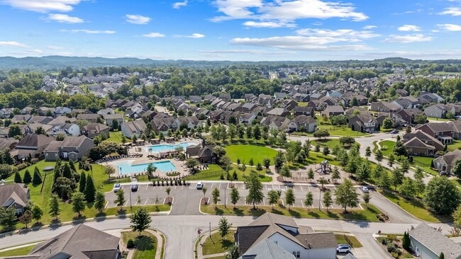 Building Photo - 1444 Channing Dr