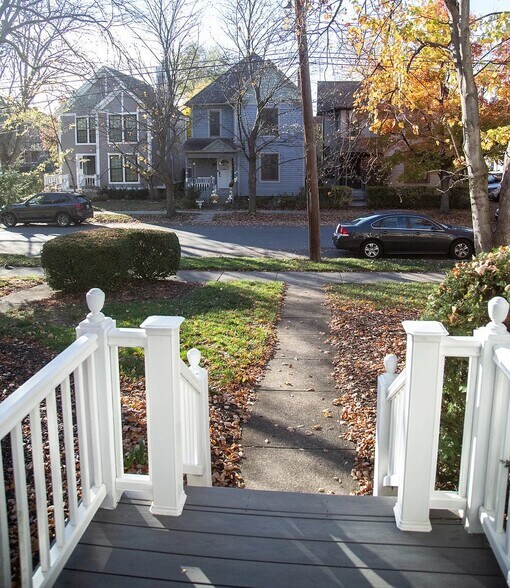 Building Photo - 1264 Michigan Ave