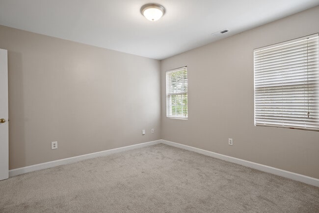 Building Photo - 148 Callan Park Ln
