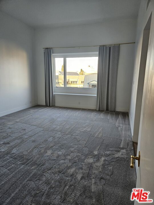 Building Photo - 10122 Empyrean Way